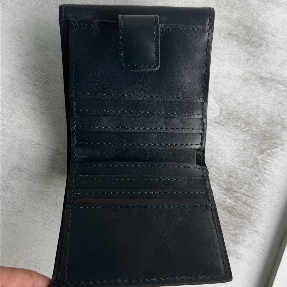 Patricia Nash Astra Caribbean Blue Vtg Distress Leather Bi Fold Wallet